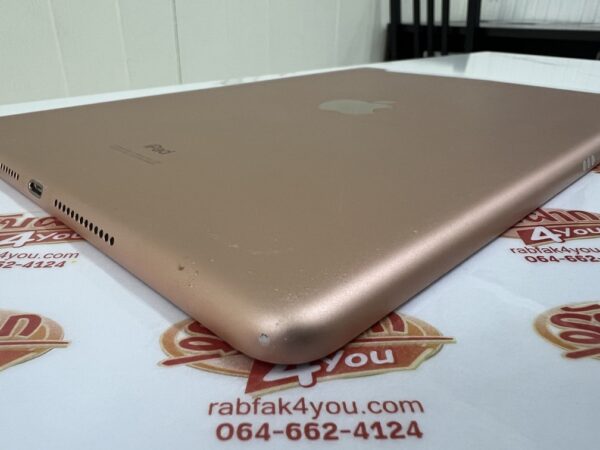 iPad Gen 7 Cell 32GB สุขภาพแบต92% สภาพ88% มีรอยนิดหน่อยตามการใช้งาน สีGold - Image 4