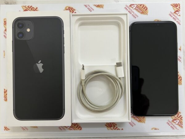 ขายถูกๆ iPhone 11 64GB สภาพสวย90% สุขภาพแบต92% สีดำ ศูนย์ไทย อุปกรณ์ครบกล่อง(ขาดแค่คู่มือกับเข็ม) มี ตัวเครื่อง+สายชาร์จ+กล่อง ไม่ติดiCloud ประกันหมดแล้ว