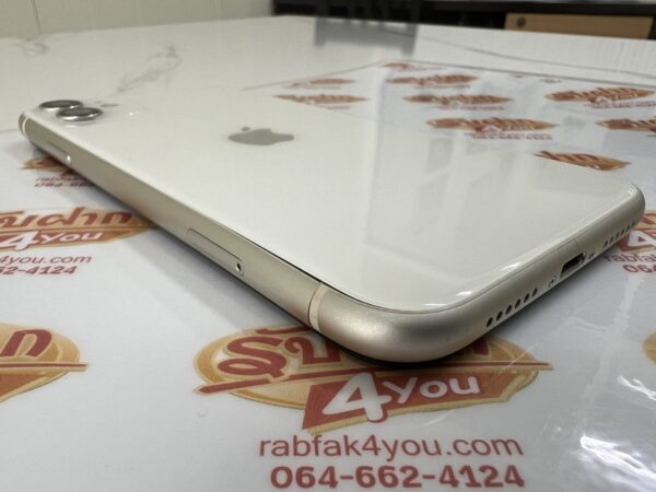ขายถูกๆ iPhone 11 64GB สุขภาพแบต83% สภาพ89% (เครื่องเปลี่ยนจอเทียมมานะครับ) สีขาว ศูนย์ไทย อุปกรณ์ครบกล่อง ไม่ติดiCloud ประกันหมดแล้ว - Image 8