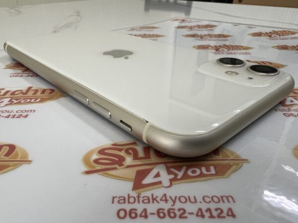 ขายถูกๆ iPhone 11 64GB สุขภาพแบต83% สภาพ89% (เครื่องเปลี่ยนจอเทียมมานะครับ) สีขาว ศูนย์ไทย อุปกรณ์ครบกล่อง ไม่ติดiCloud ประกันหมดแล้ว - Image 10