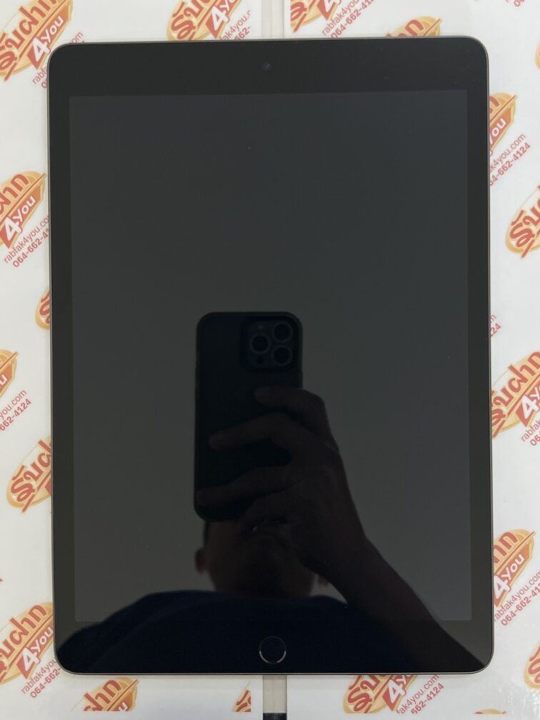 ขายถูก iPad Gen 9 WiFi 64GB สภาพ87% สุขภาพแบต90% สีSpace gray ศูนย์ไทย อุปกรณ์ไม่มีนะครับ มีแต่ตัวเครื่อง ไม่ติดiCloud ประกันหมดแล้ว - Image 2