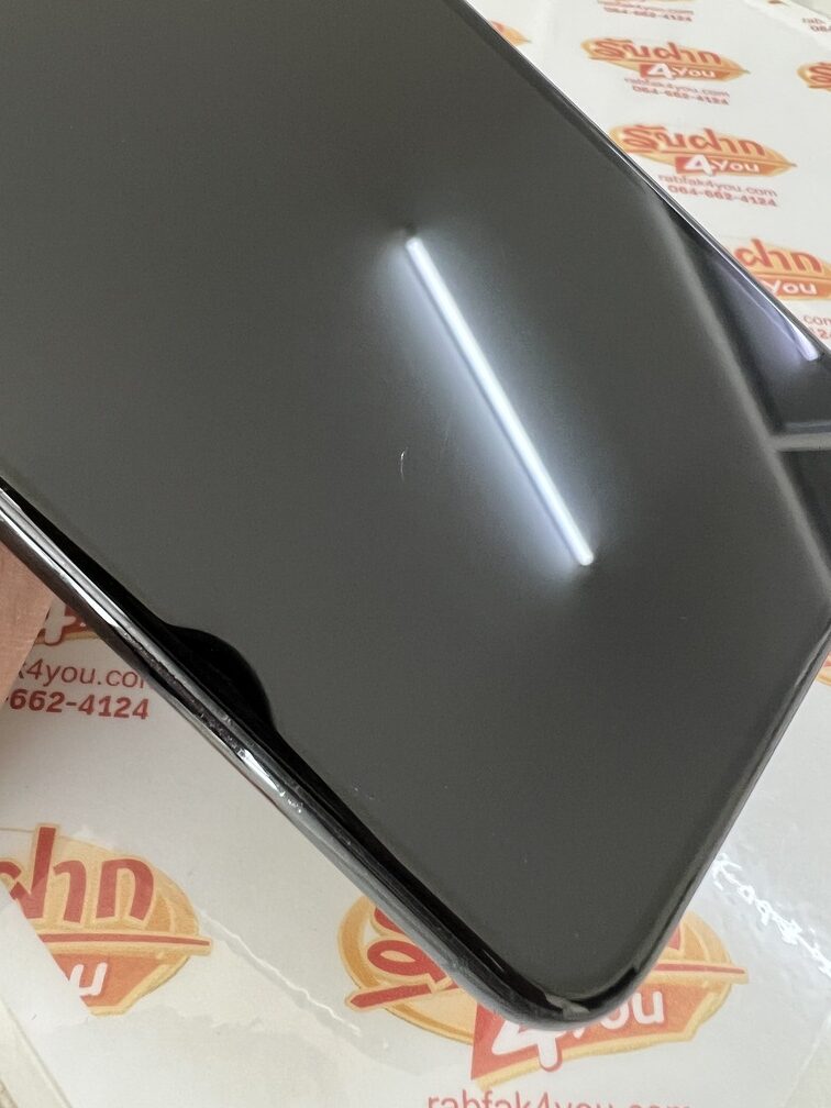 ขายถูกๆ iPhone 11 Pro Max 64GB สภาพ89% เครื่องมีรอยนิดหน่อยโดยรวมแล้วสวย สุขภาพแบต77% สีเขียว ศูนย์ไทย อุปกรณ์ไม่มีนะครับ ไม่ติดiCloud ประกันหมดแล้ว - Image 14