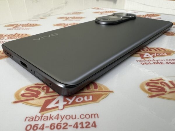 ขายถูก Vivo V40 Pro 5G RAM12GB ROM512GB 6.78นิ้ว สีSilver สภาพสวย93% ศูนย์ไทย อุปกรณ์ไม่มีนะครับ ไม่ติดสัญญา ประกันหมดวันที่ 29 กันยายน 2568 - Image 4