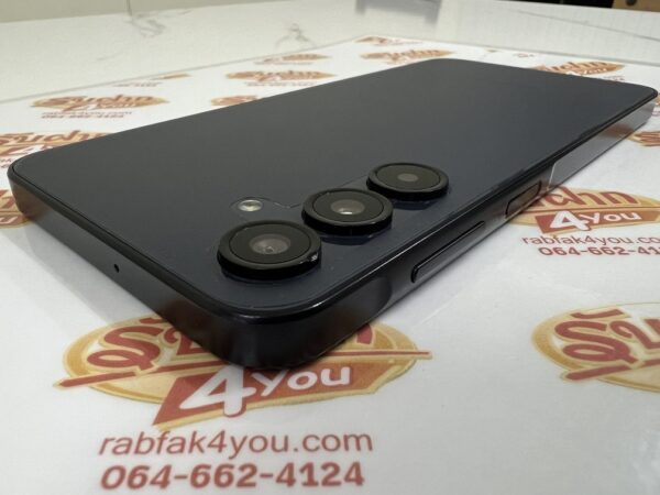 ขายถูก Samsung A16 5G ตัวท๊อป RAM8GB ROM256GB สีBlue Black สภาพสวย93% ศูนย์ไทย อุปกรณ์ไม่มีนะครับ ไม่ติดสัญญา ประกันหมดเดือน มีนาคม 2569