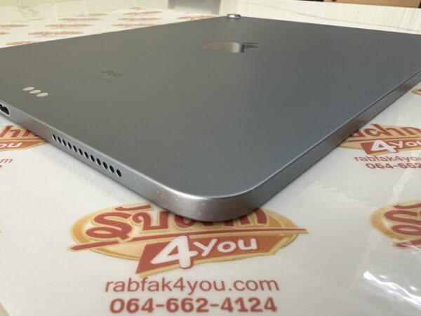 ขายถูก iPad Air 4 WiFi ใส่ซิมไม่ได้ 256GB(ความจำเยอะ) สภาพสวย90% สุขภาพแบต100% สีBlue ศูนย์ไทย อุปกรณ์ไม่มีนะครับ มีแต่ตัวเครื่อง ไม่ติดiCloud ประกันหมดแล้ว - Image 4
