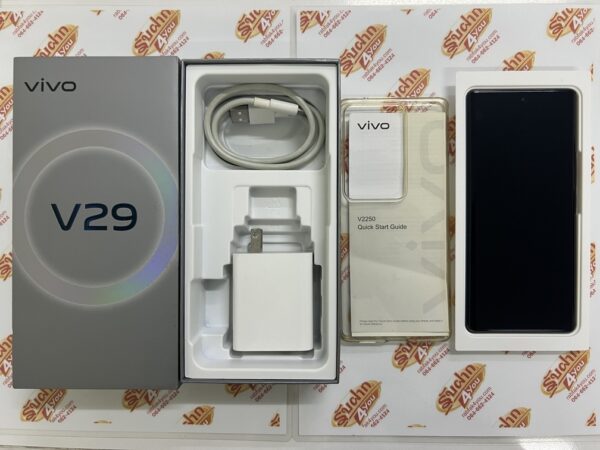 ขายถูก Vivo V29 5G Ram12GB Rom256GB จอใหญ่6.78นิ้ว สภาพสวย95% การันตีความใหม่ เครื่องสีดำโนเบิลแบล็ค อุปกรณ์ครบกล่อง ไม่ติดสัญญารายเดือน ประกันหมดแล้ว