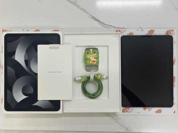 ขายถูกๆ iPad Air 5 WiFi 64GB สภาพสวย93% สุขภาพแบต79% สีSpace gray ศูนย์ไทย อุปกรณ์ครบกล่อง ตัวเครื่อง+หัว+สาย+คู่มือ+กล่อง ไม่ติดiCloud ประกันหมดแล้ว