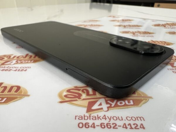 ขายถูกๆ OPPO A18 Ram4GB Rom64GB สภาพสวย92% มีรอยขนแมวนิดหน่อยมองแทบไม่เห็นโดยรวมแล้วสวย สีดำ โกลวอิ้ง อุปกรณ์ไม่มีนะครับ ไม่ติดสัญญา ประกันหมดแล้ว - Image 7