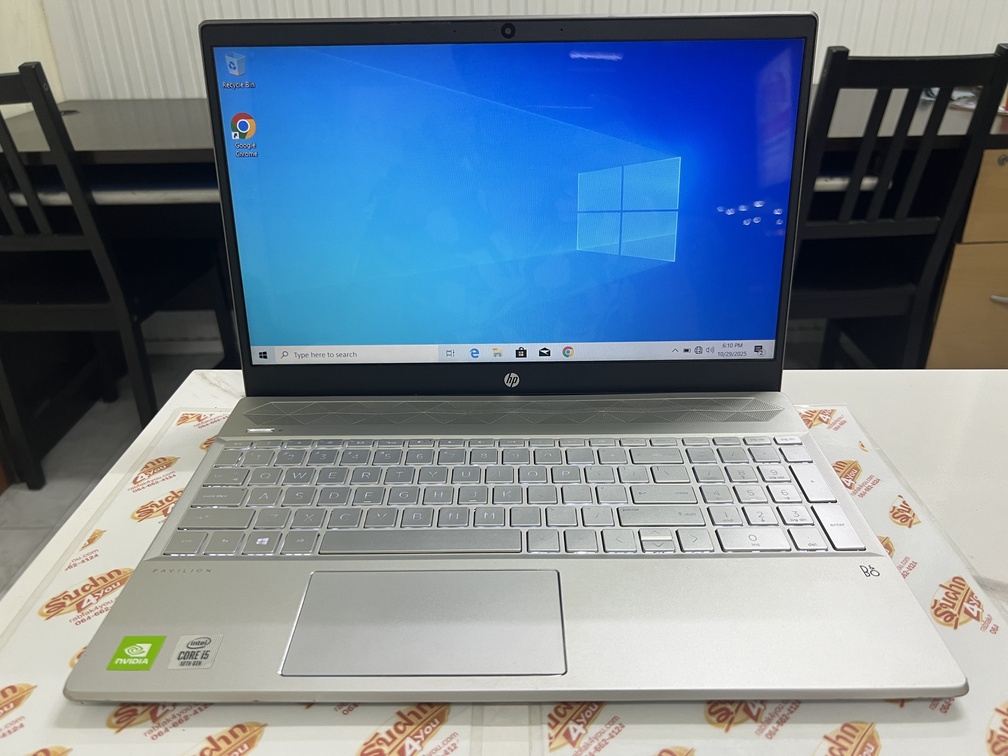 ขายถูกๆ HP Pavilion 15-cw1038au i5-1035G1/NVIIDA GeForce MX250 2GB/RAM16GB/SSD500GB จอ15.6นิ้ว HD คีร์บอร์ดมีไฟ สภาพ87% มีรอยตามการใช้งาน