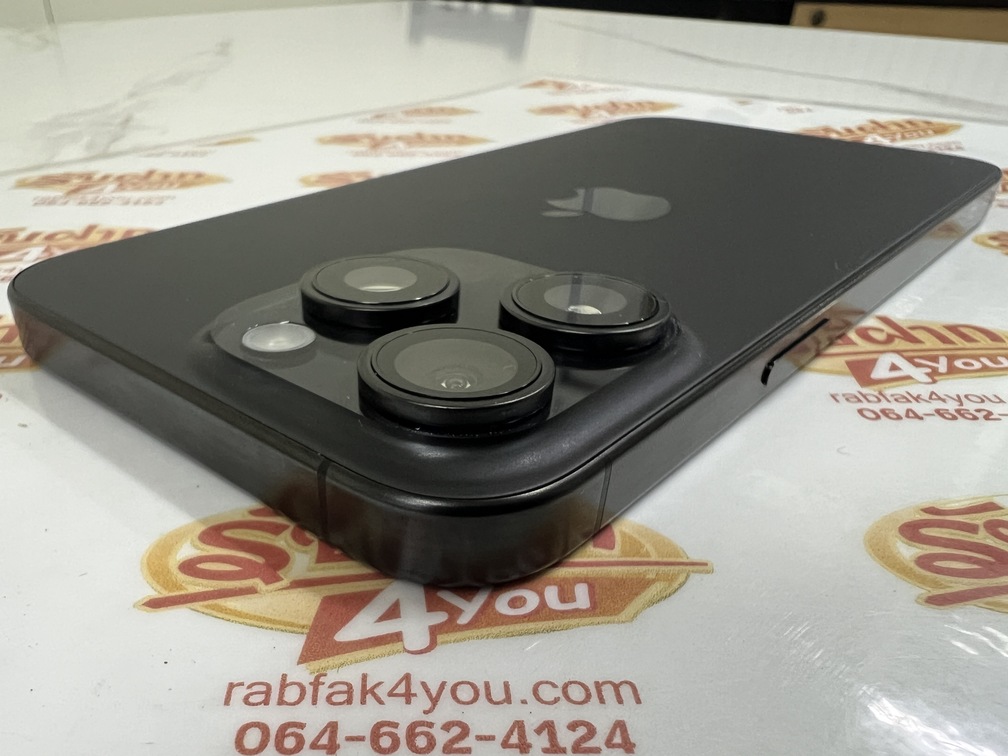 ขายถูก iPhone 15 Pro Max 256GB การันตีความใหม่ สุขภาพแบต80% สีดำ ศูนย์ไทย อุปกรณ์ครบกล่องมี ตัวเครื่อง+สายชาร์จ+เข็ม+คู่มือ+กล่อง ไม่ติดiCloud ประกันหมดแล้ว - Image 7