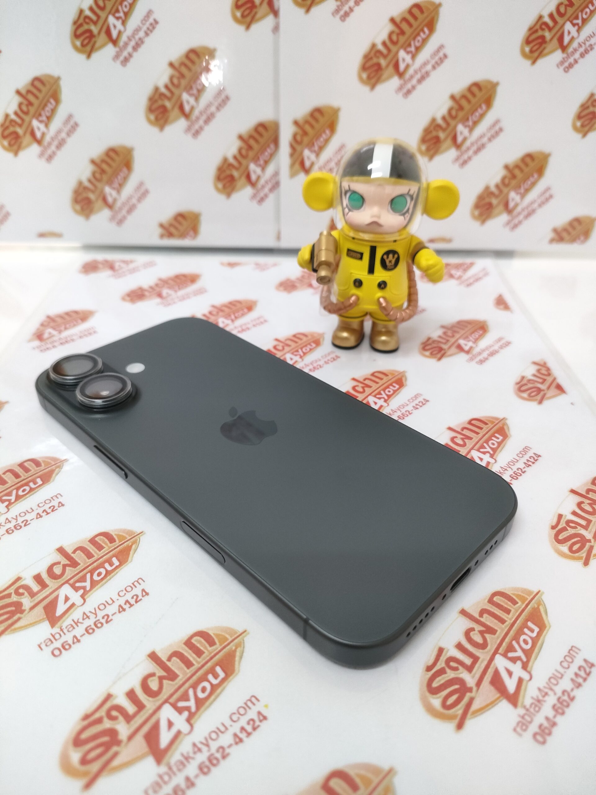 ขายถูก iPhone 17 256GB สภาพสวย95% การันตีความใหม่ สุขภาพแบต100% สีดำศูนย์ไทย อุปกรณ์มีกล่อง เข็มจิ้มซิม เคสใสและตัวเครื่อง ไม่ติดiCloud ประกันหมด 27 กันยายน 2026 - Image 5