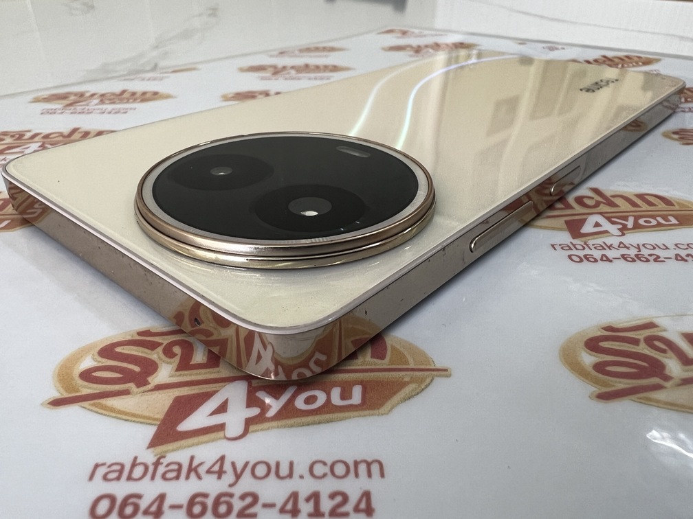 ขายถูกๆ Realme 11 5G Ram8GB Rom256GB สภาพ85% เครื่องมีรอยตามการใช้งานนะครับ มุมจอบนมีแถบดำนิดนึงมองแทบไม่เห็น สีทอง อุปกรณ์ไม่มีนะครับ ไม่ติดสัญญา - Image 6