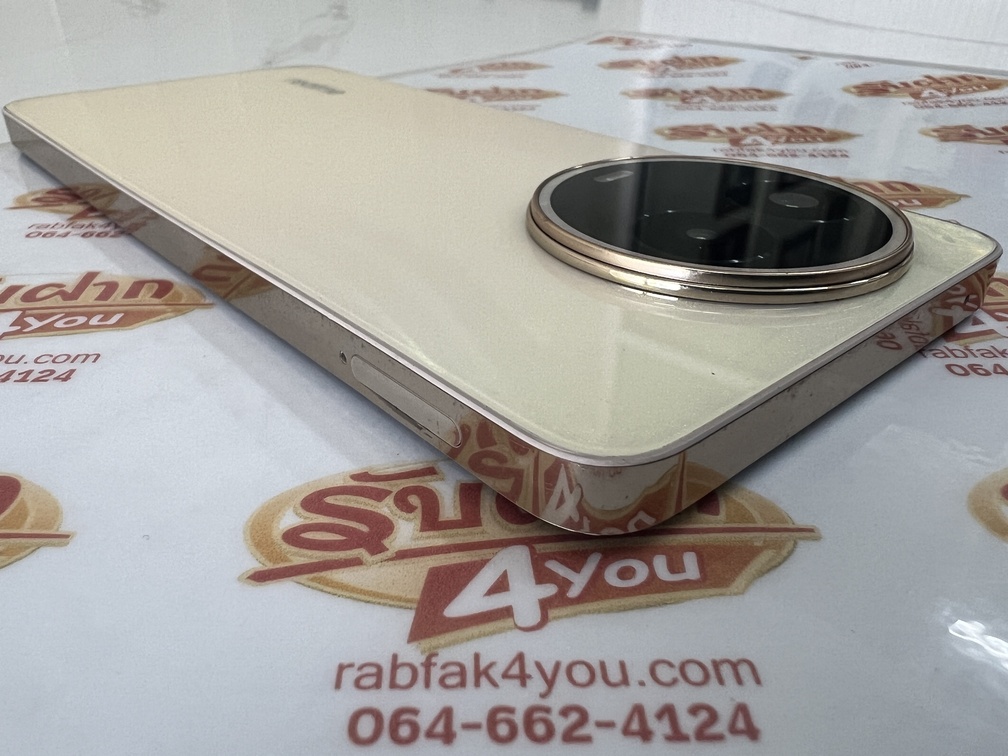 ขายถูกๆ Realme 11 5G Ram8GB Rom256GB สภาพ85% เครื่องมีรอยตามการใช้งานนะครับ มุมจอบนมีแถบดำนิดนึงมองแทบไม่เห็น สีทอง อุปกรณ์ไม่มีนะครับ ไม่ติดสัญญา - Image 7