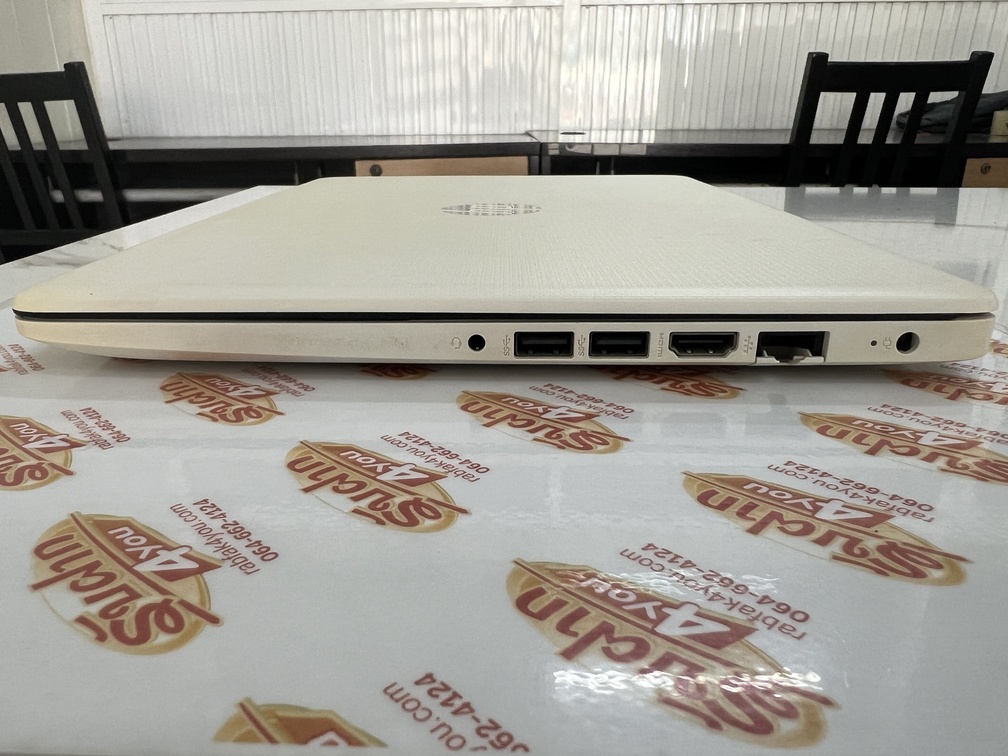 ขายถูกๆ HP 14-cm0011AU CPU AMD A6-9225/RAM4GB/HDD1TB จอ14นิ้ว HD(1366x768) เครื่องสีขาว สภาพ85% อุปกรณ์มี ตัวเครื่อง+สายชาร์จ ประกันหมดแล้ว - Image 4