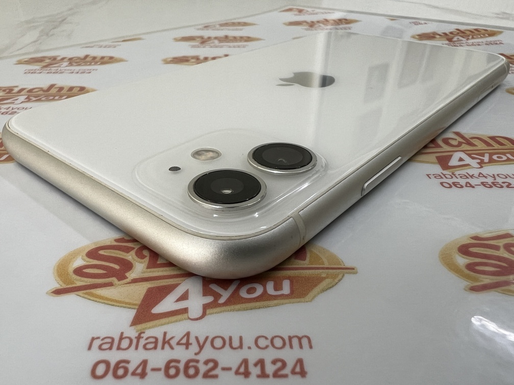ขายถูก iPhone 11 64GB สภาพสวย92% มีรอยขนแมวนิดหน่อยโดยรวมแล้วสวย สุขภาพแบต86% สีขาว ศูนย์ไทย อุปกรณ์ไม่มีนะครับ ไม่ติดiCloud ประกันหมดแล้ว