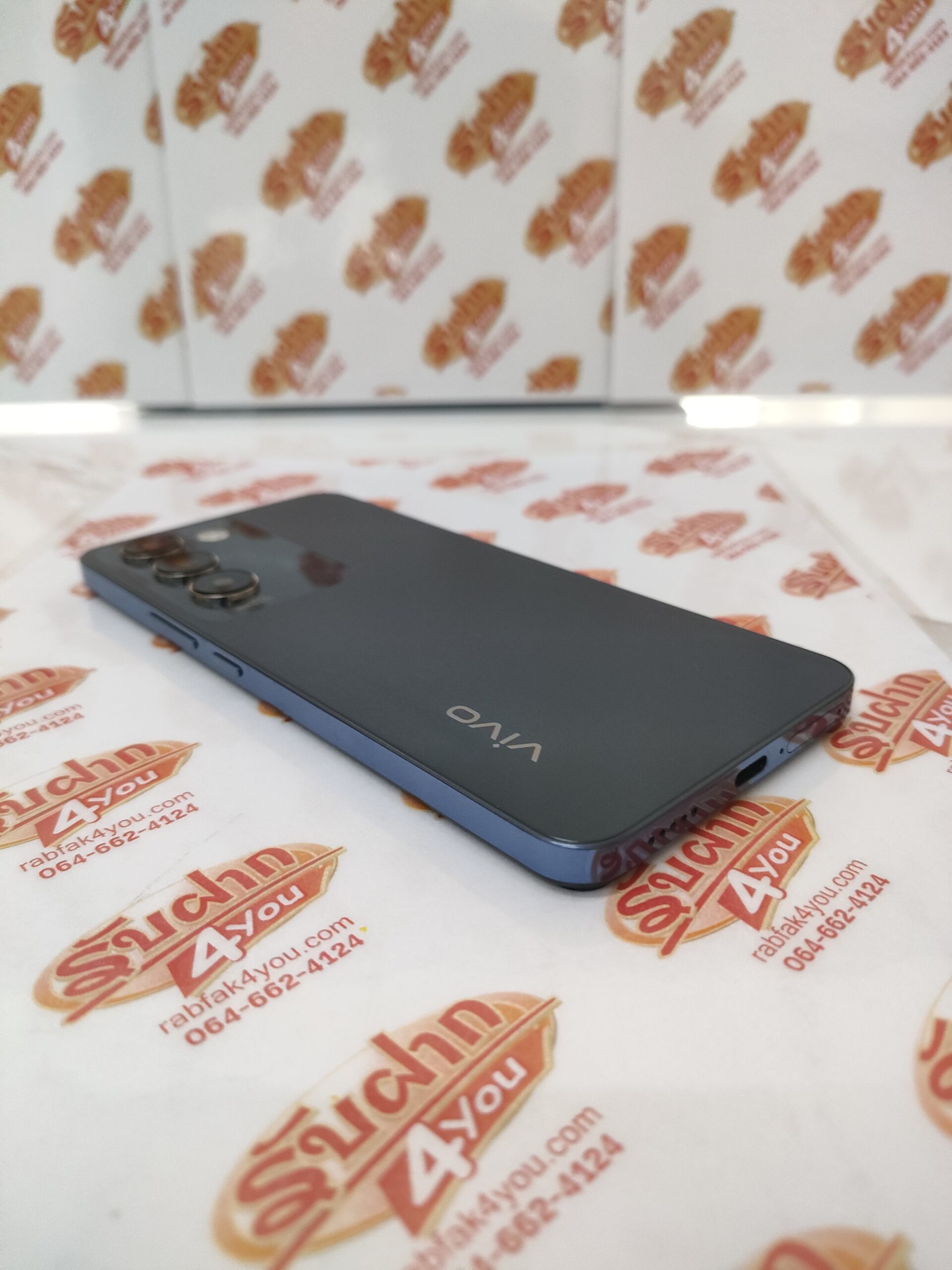 ขายถูก VIVO Y100 5G Ram 8 GB Rom 128 GB สภาพสวย90% สีBlack ศูนย์ไทย ไม่ติดสัญญา ประกันหมดแล้ว - Image 2