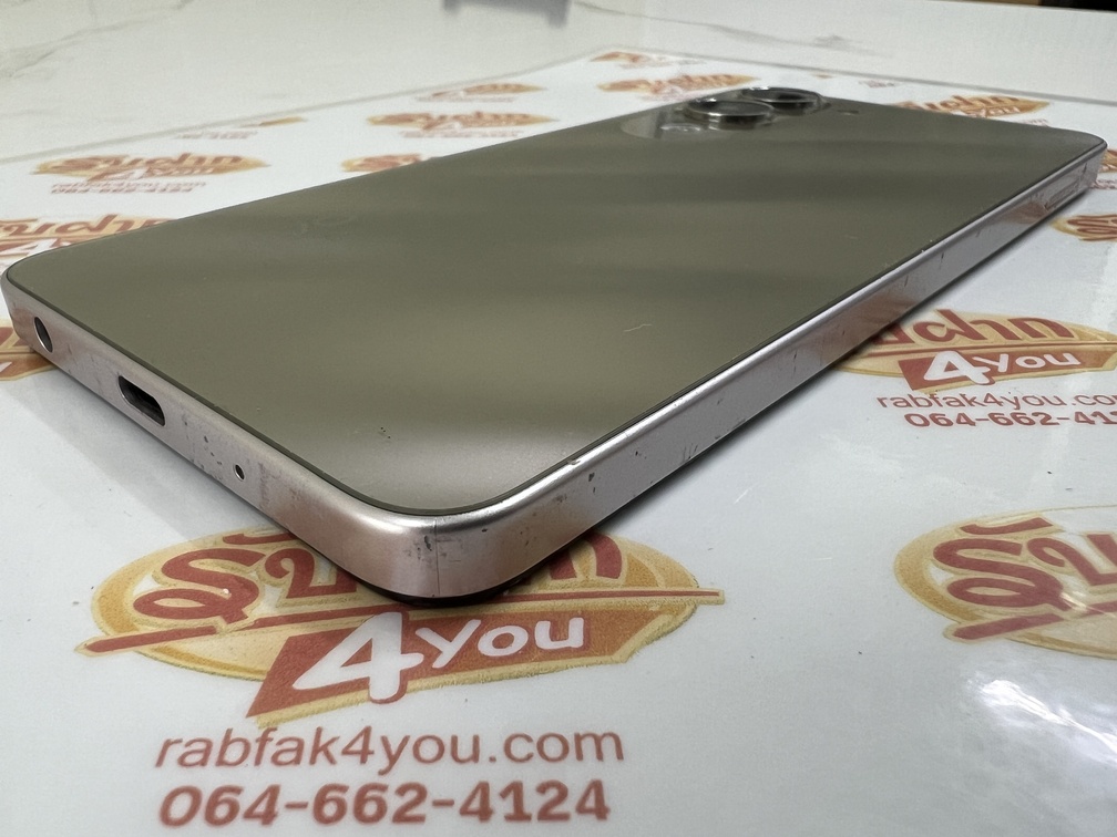 ขายถูก Vivo Y04 Ram4GB Rom128B ความจำเยอะ ศูนย์ไทย สภาพสวย89% มีรอยนิดหน่อยตามการใช้งานโดยรวมแล้วสวย สีทอง อุปกรณ์ไม่มีนะครับ ไม่ติดสัญญา หมด 31 พฤษภาคม 70 - Image 4