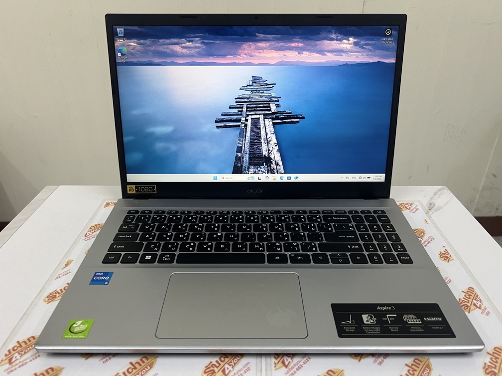 ขายถูก ACER Aspire 3 A315 i5-1235U Ram8GB SSD512GB 15.6FHD สีSilver สภาพสวย88% มีรอยขนแมวนิดหน่อยโดยรวมแล้วสวย อุปกรณ์มี ตัวเครื่อง+สายชาร์จ ประกันหมดแล้ว