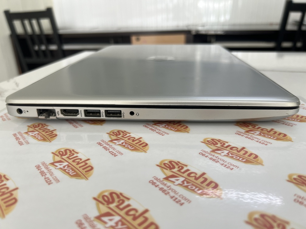 ขายถูก HP 15 i5-8265U/NVIDIA GeForce MX130 4GB/Ram4GB/HardDisk512GB 15.6FHD สีSilver สภาพสวย88% มีรอยขนแมวนิดหน่อย ตัวเครื่อง+สายชาร์จ ประกันหมดแล้ว - Image 3