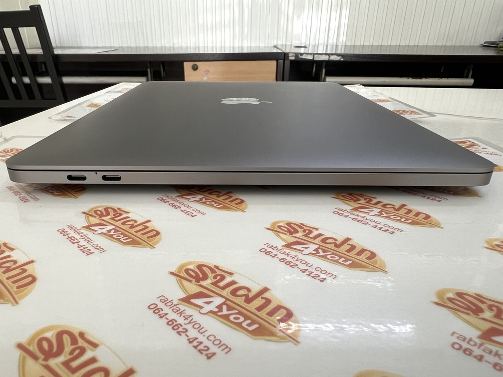 ขายถูก MacBook Pro 13นิ้ว M1 RAM8GB SSD256GB Cycle Count 39 สีSilver สภาพสวย93% อุปกรณ์ครบกล่องมี ตัวเครื่อง+Adapter+สายชาร์จ+คู่มือ+กล่อง ประกันหมดแล้ว - Image 4