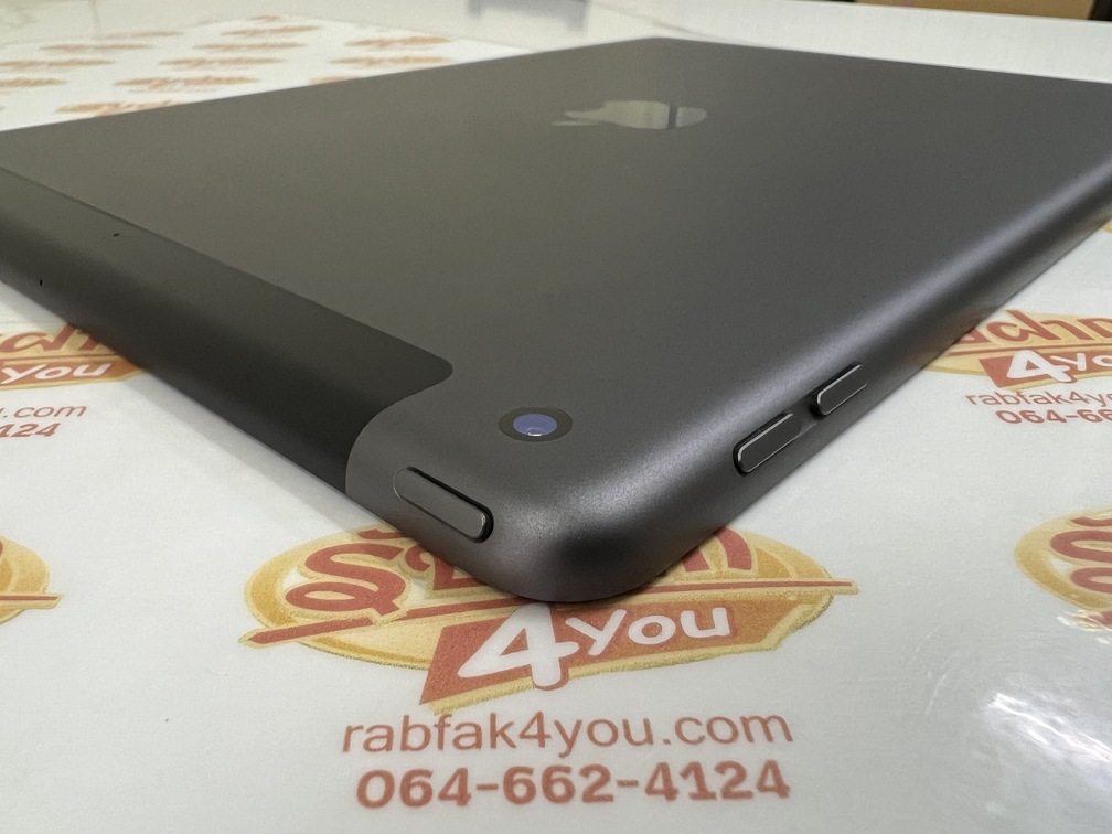 ขายถูก iPad Gen 7 Cell 128GB สุขภาพแบต94% การันตีความใหม่ สีSpace Gray ศูนย์ไทย อุปกรณ์ครบกล่อง(ขาดคู่มือกับเข็ม)มี ตัวเครื่อง+หัวชาร์จ+สายชาร์จ+กล่อง - Image 7