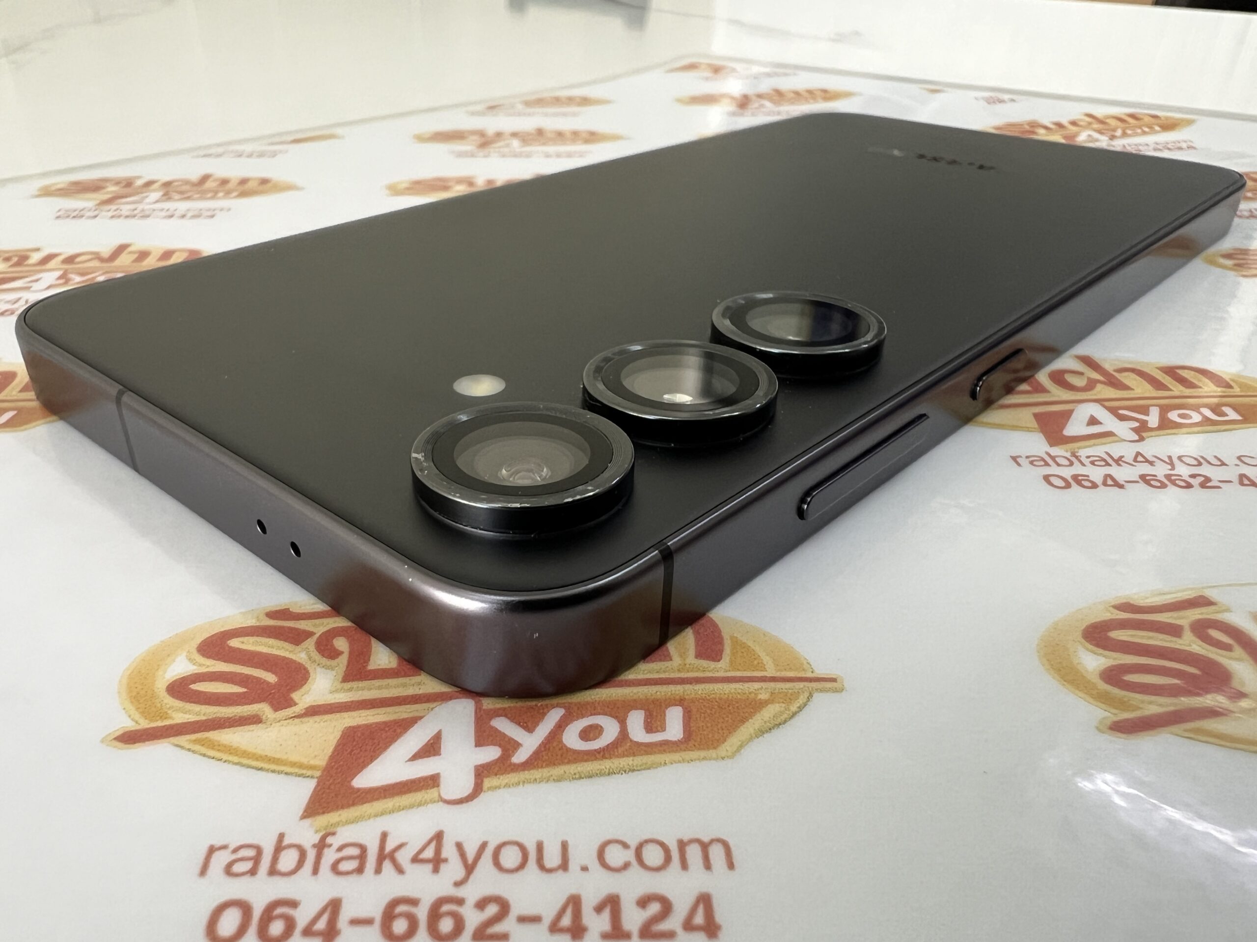 ขายถูก Samsung S24 Plus เป็นเครื่องนอก RAM12GB ROM512GB (ตัวท๊อปความจำเยอะ) สีGray สภาพสวย90% มีรอยนิดหน่อยโดยรวมแล้วสวย อุปกรณ์ไม่มีนะครับ ไม่ติดสัญญา - Image 6