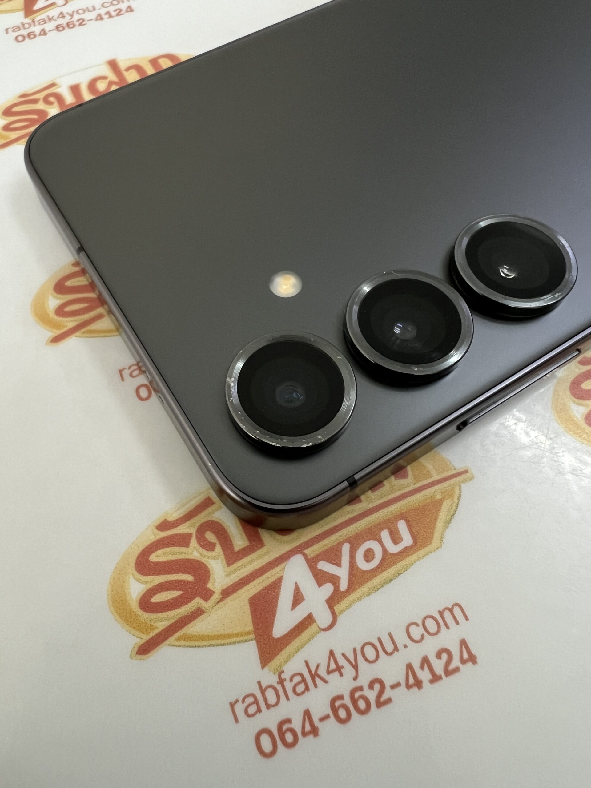 ขายถูก Samsung S24 Plus เป็นเครื่องนอก RAM12GB ROM512GB (ตัวท๊อปความจำเยอะ) สีGray สภาพสวย90% มีรอยนิดหน่อยโดยรวมแล้วสวย อุปกรณ์ไม่มีนะครับ ไม่ติดสัญญา - Image 11